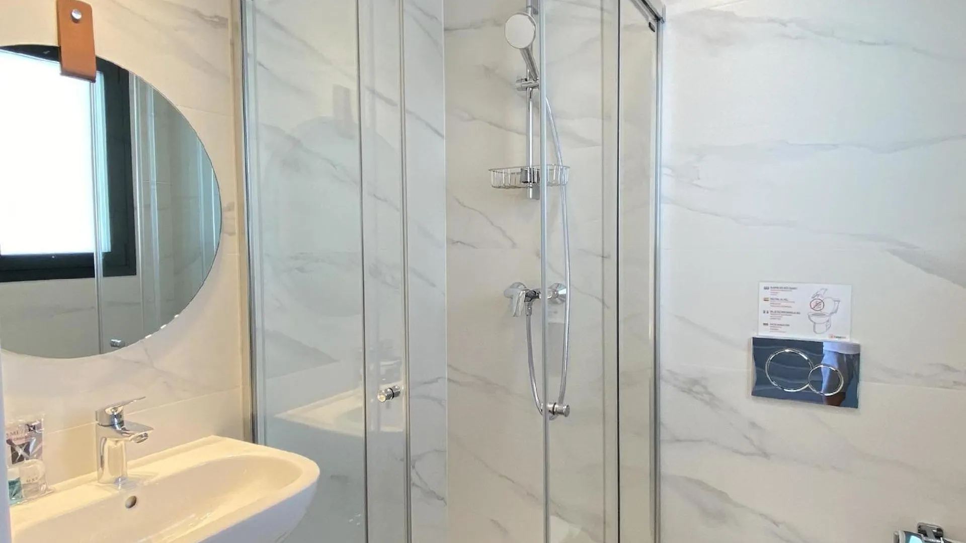 Ferienwohnung Fuer 6 Personen Ca 120 Qm In Nerja, Andalusien Costa Del Sol Apartment