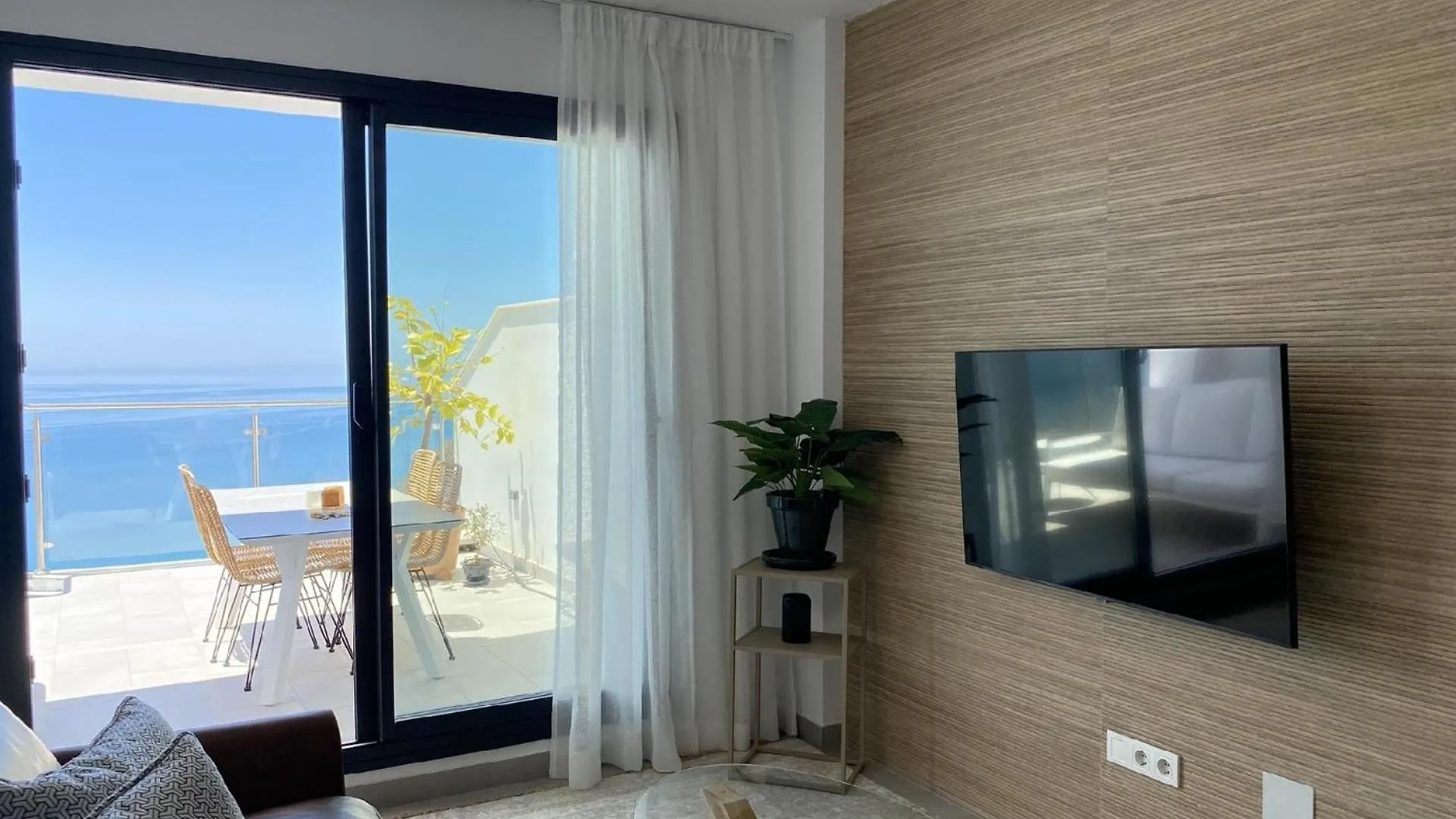 Apartment Ferienwohnung Fuer 6 Personen Ca 120 Qm In Nerja, Andalusien Costa Del Sol Spain
