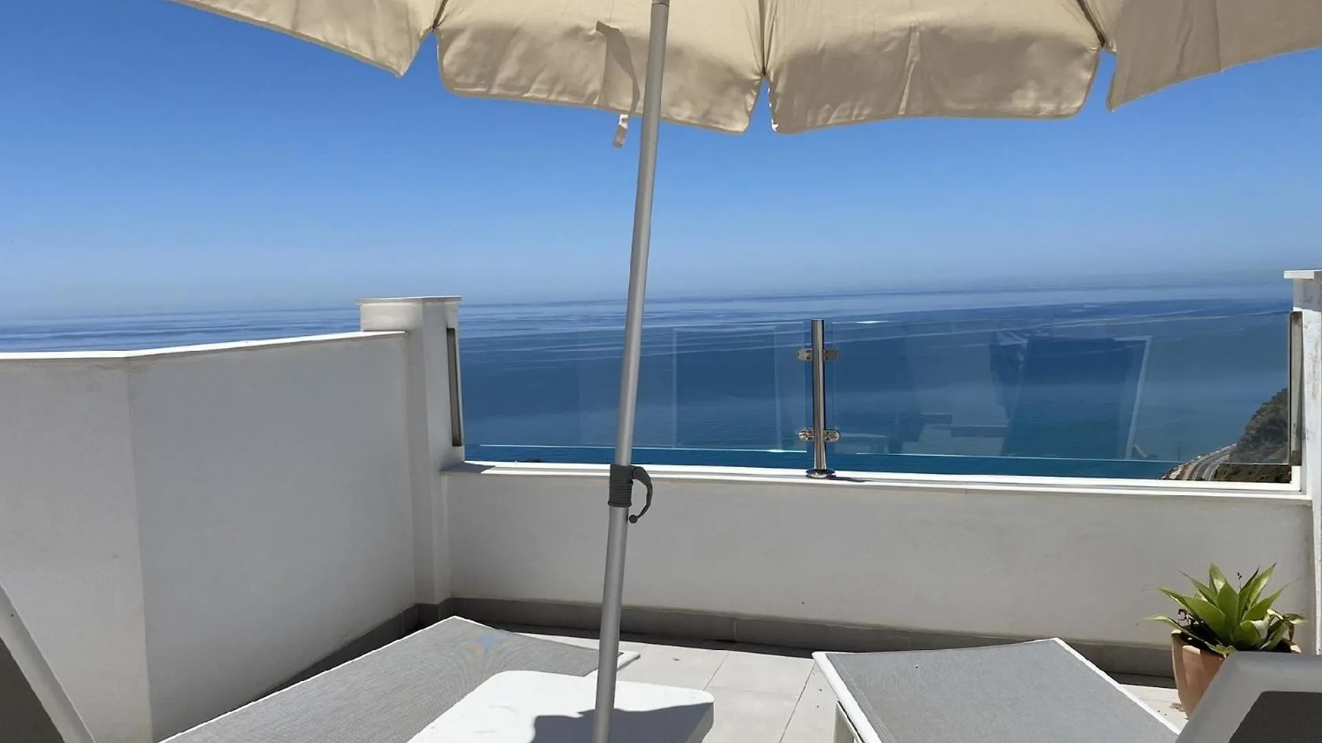 Ferienwohnung Fuer 6 Personen Ca 120 Qm In Nerja, Andalusien Costa Del Sol 0*, Nerja